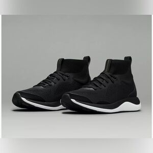 LULULEMON chargefeel Mid Women’s Workout Shoe